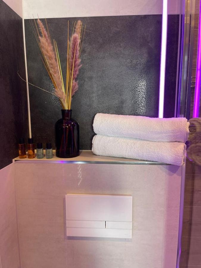 #5 Tgha Luxury One Bedroom Apartment In 阿斯隆 外观 照片